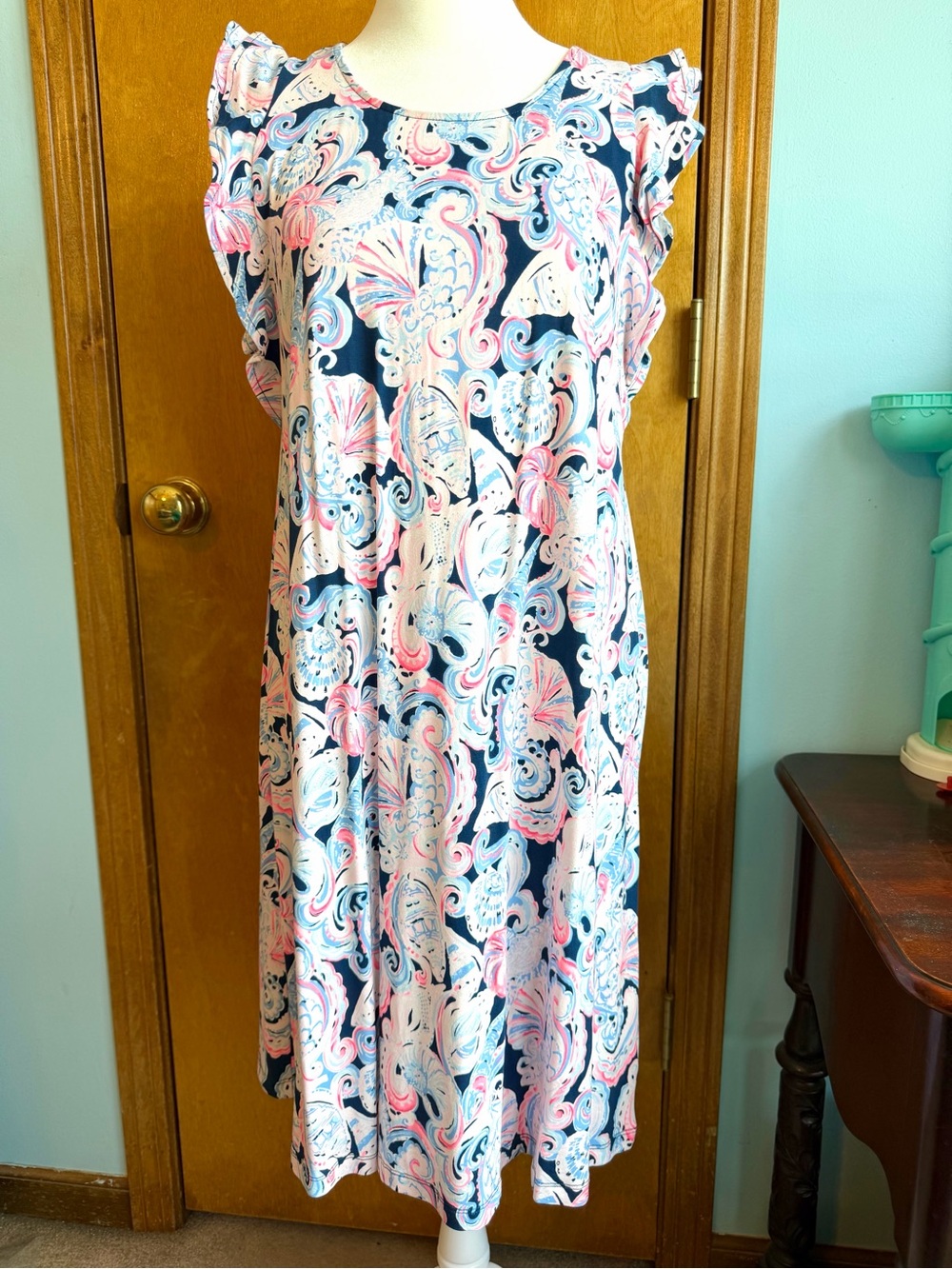 Lilly Pulitzer Dani dress in high tide navy “ it’s for shore”.